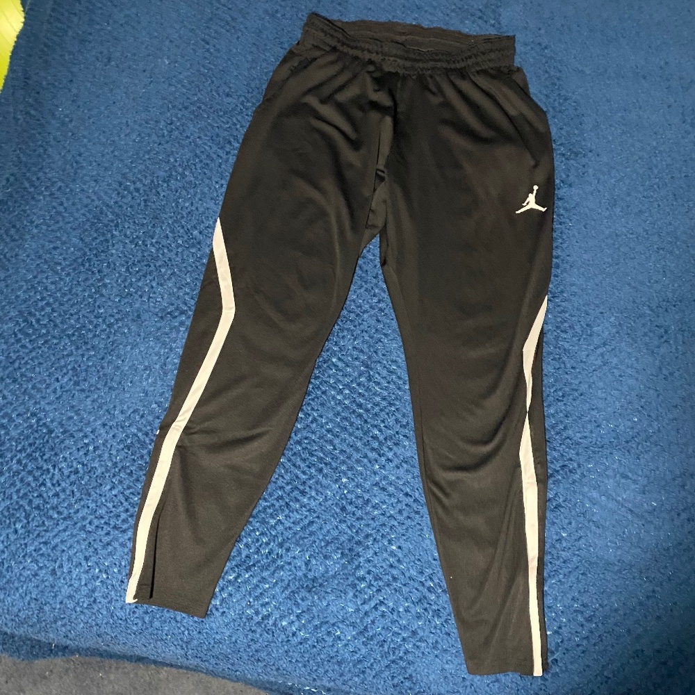 Jordan Alpha 23 Dri-FIT Men’s Pants large